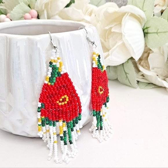 💖 2/$30 Seed Bead long tassel boho white red floral rose drop earrings Festival - Picture 7 of 17